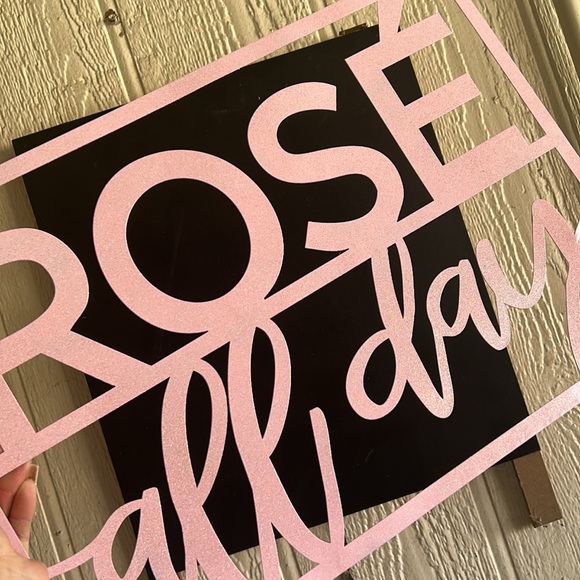 Pink frame - Picture 3 of 3